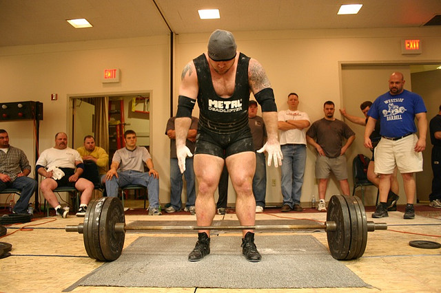 Teen sets American record with 465 pound deadlift