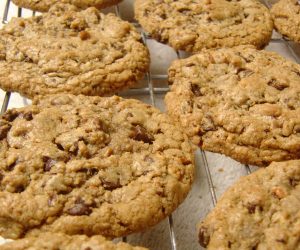  Recipe: Oattie Cookie and Chocolate Chewies