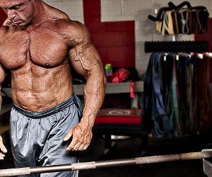 A Dip Variation That Will Blast Your Pecs 