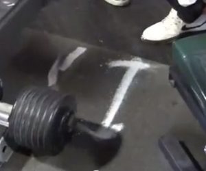 LTT-TV: How a Slight Change of Foot Position Can Increase Your Squat