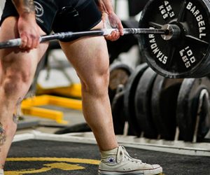 WATCH: Lowering the Deadlift Under Control