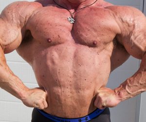 How Do Bodybuilders REALLY Eat and Train?