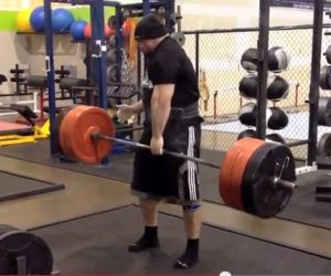 One Arm Deadlift