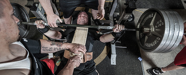 Benching RAW with Shirt! 