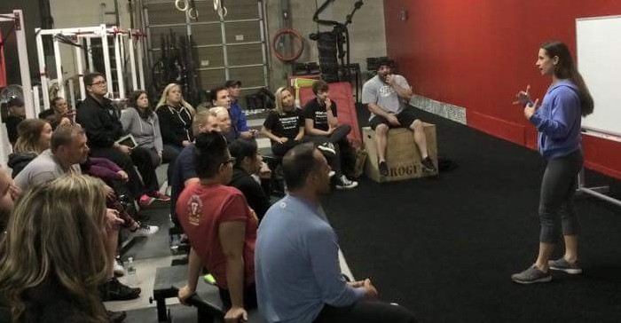 Julia Ladewski Seminar at PUMP Strength & Performance 