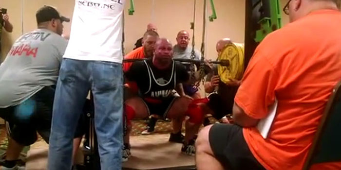 Sam Byrd Breaks All-Time 220 World Squat Record