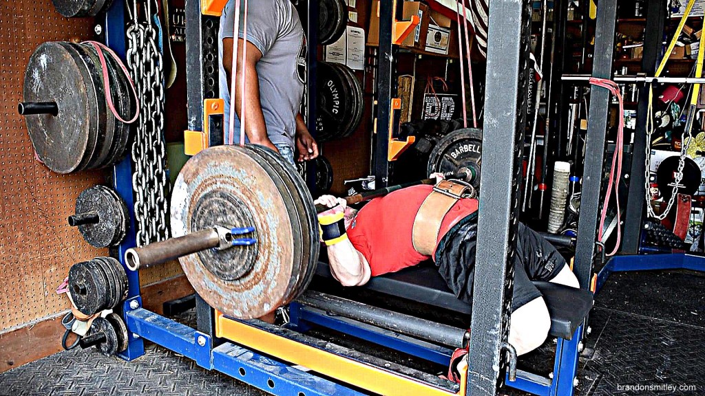 335 reverse band bench press