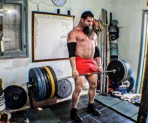 Your Lats' Responsibilities During Deadlifts