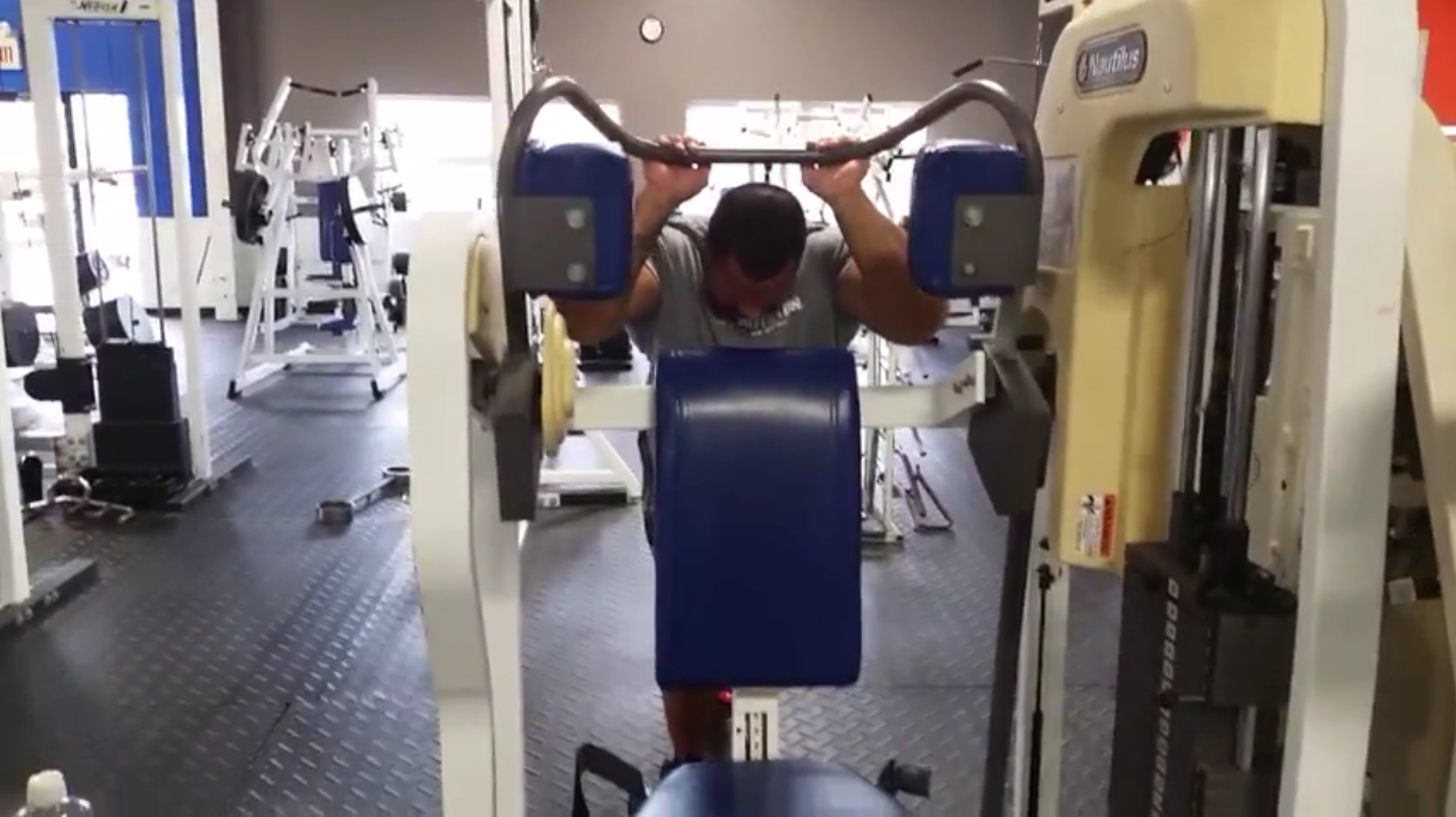 Pullover Machine Tricep Extension