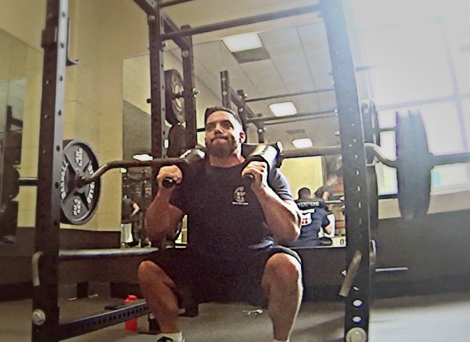 Video: Beltless Pause Squats w/ SS Yoke Bar & Tips from #TeamEliteFTS on Adductor Pain.