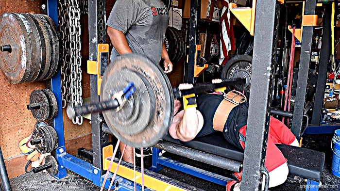 Max Effort Upper: Wide Grip Swiss Bar Bench Press vs Bands [PR]