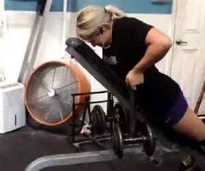 Orlando Barbell’s Bri Otto performing Chest Supported DB Rows with the OBB Power Handles