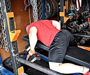 Dynamic Effort Upper: Speed Benching and Back Training
