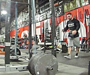 Reverse Band Deadlifts up to 675x1 / Last Max Effort Session before Meet (Video)