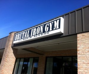 11/27- Walked out deload squats at Brutal Iron Gym in South Carolina w/pics and video, 1 Week out from the APF Gulf Coast Winter Bash 