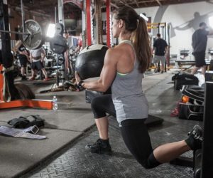 Should your knees travel forward on squats and lunges?