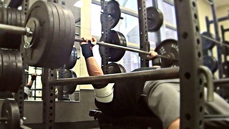 Max Effort Bench in Catapult: Up to 450x1 (PR) (Video)