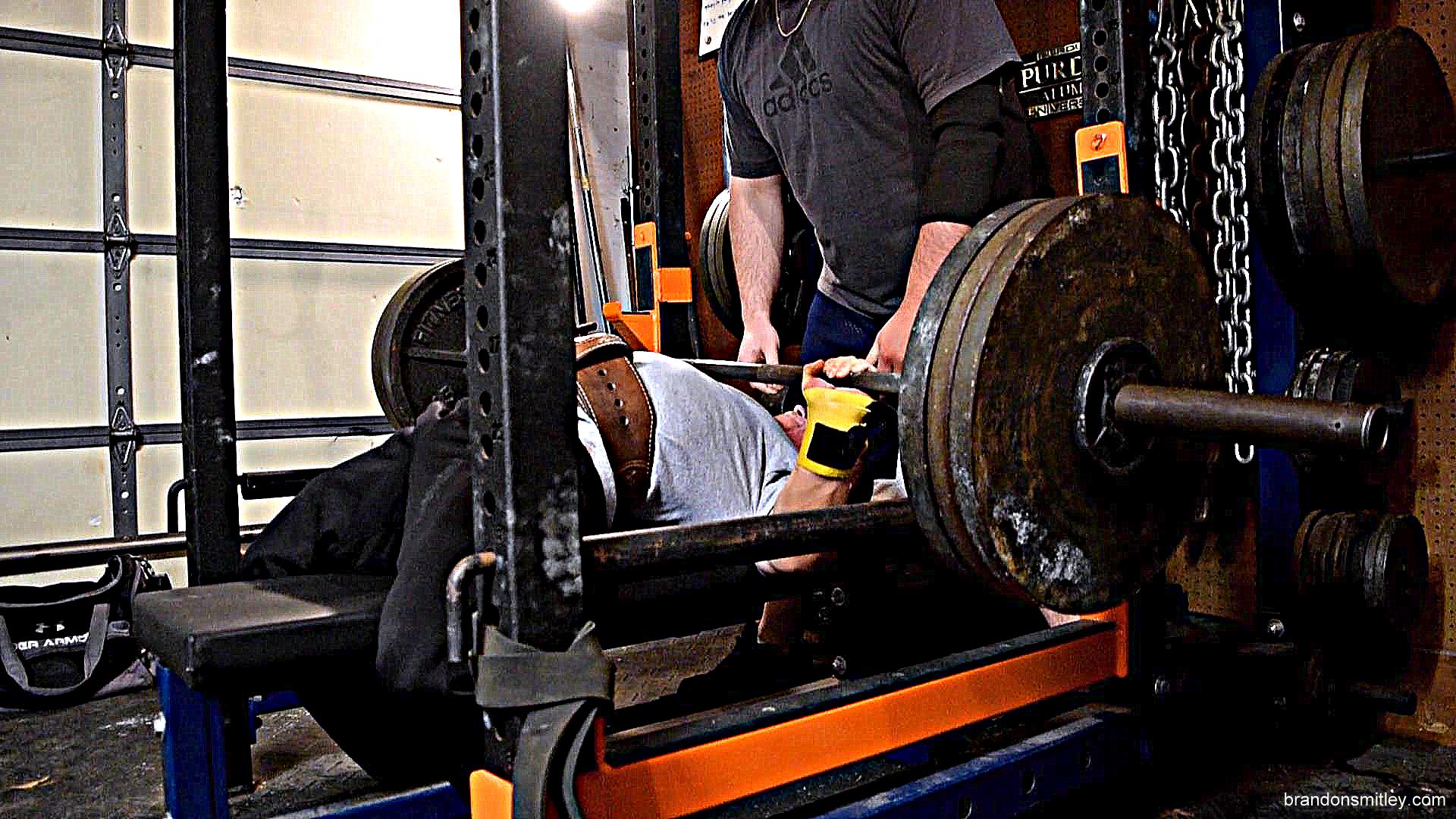 ME Upper: Bow Bar Benching vs Micro Bands (w/VIDEO)