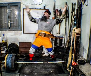 Thunderstruck, Deadlifts, Chains and Intensity!