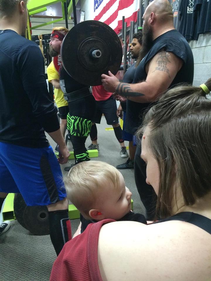 Buffalo Bar Squats: Single Ply