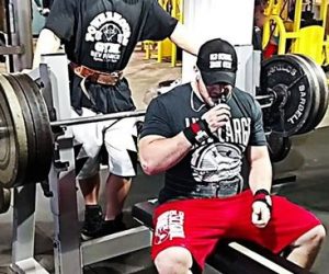 405 Raw Bench PR...Finally hit 4 plates! (w/ VIDEO)