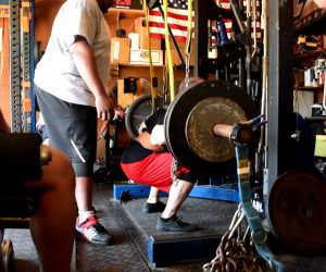 ME Lower: Bow Bar Squats vs Chains [PR!] (w/VIDEO)