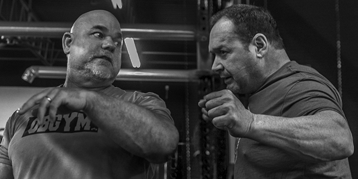 WATCH: Ed Coan and Dave Tate Coach the Squat