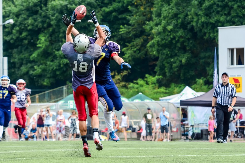 american football players in action