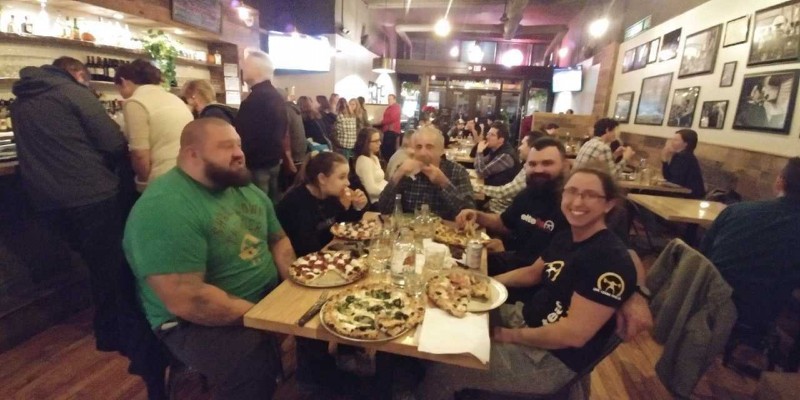 The official EliteFTS after party pizza party