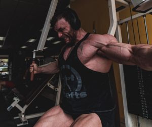 Powerlifting for the Bodybuilder — Huge Pecs 