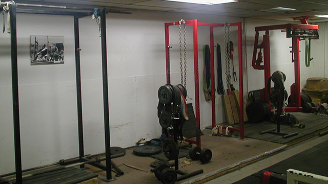 squat-racks