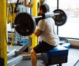 Box Squatting vs. Squatting To a Box