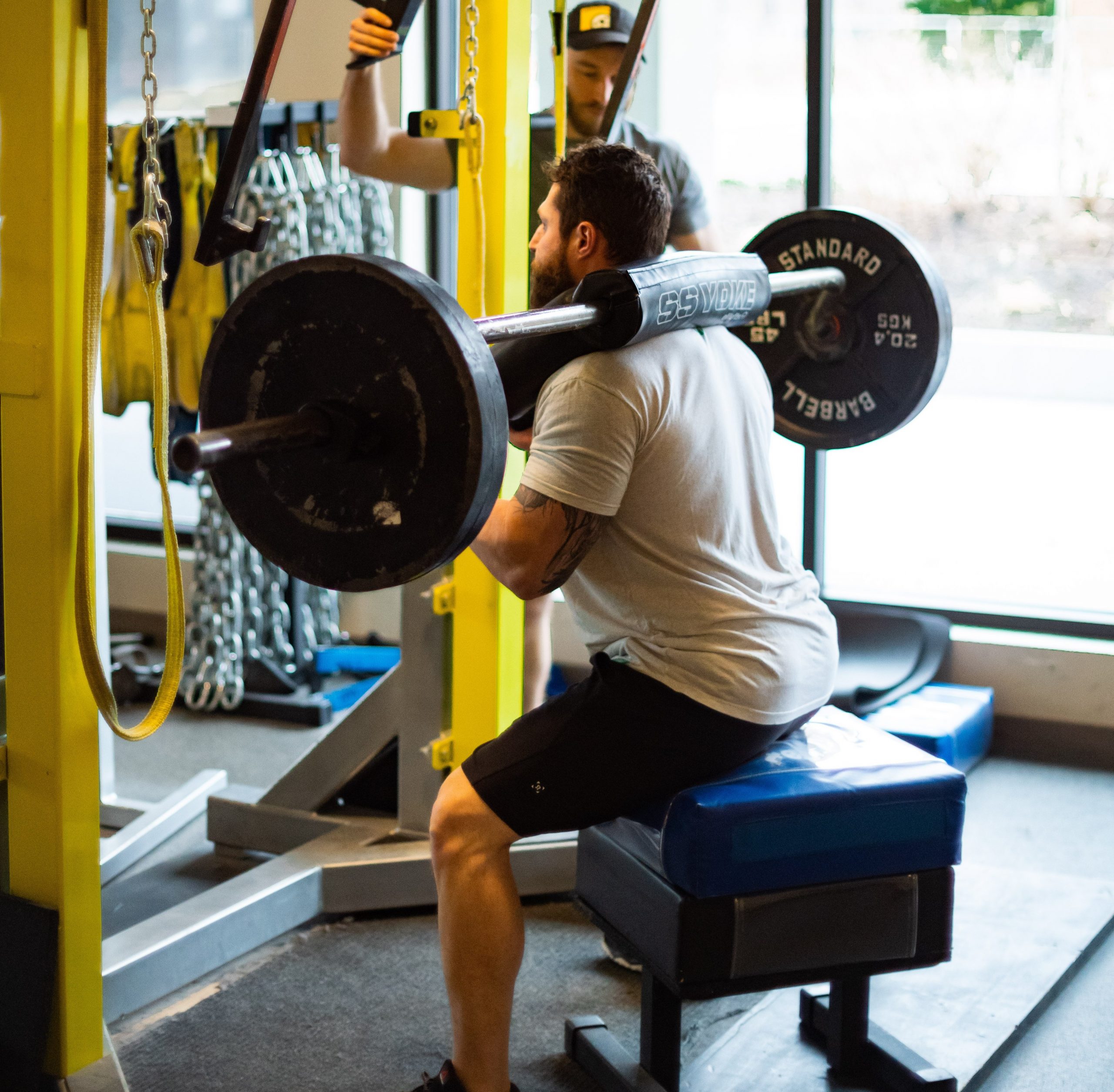 Box Squatting vs. Squatting To a Box