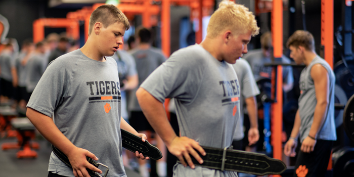 6 Keys to Starting A High School Strength and Conditioning Program