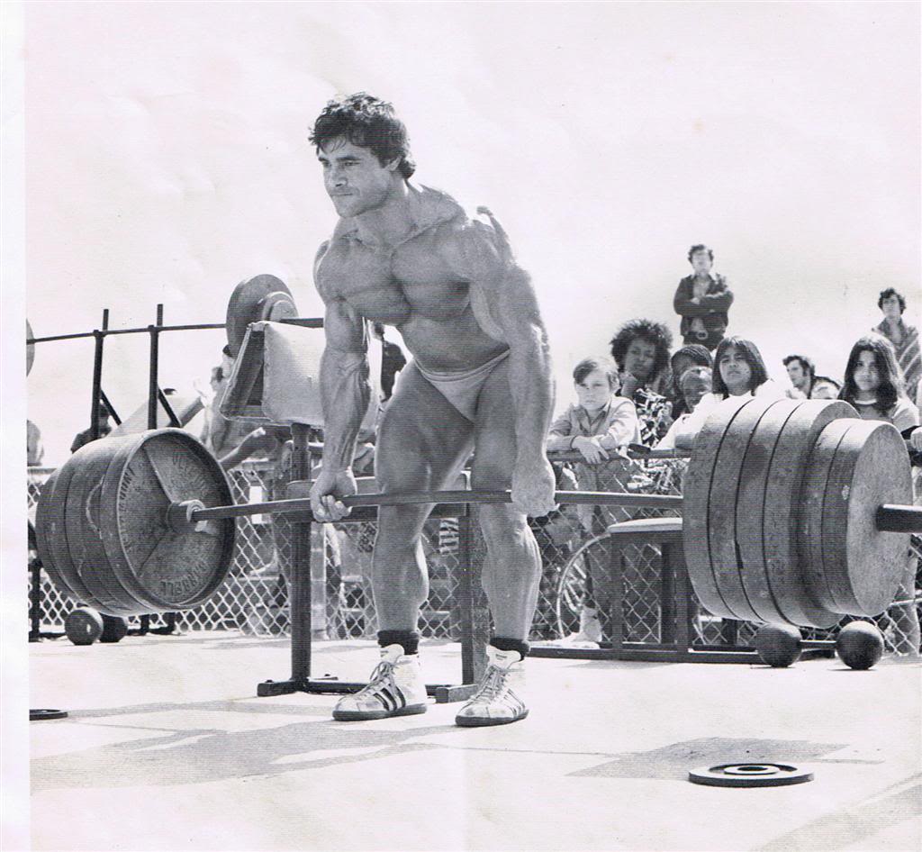 franco training deadlifts photo