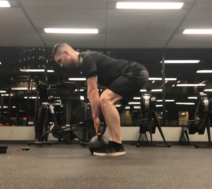 Kettlebell RDL full ROM start position