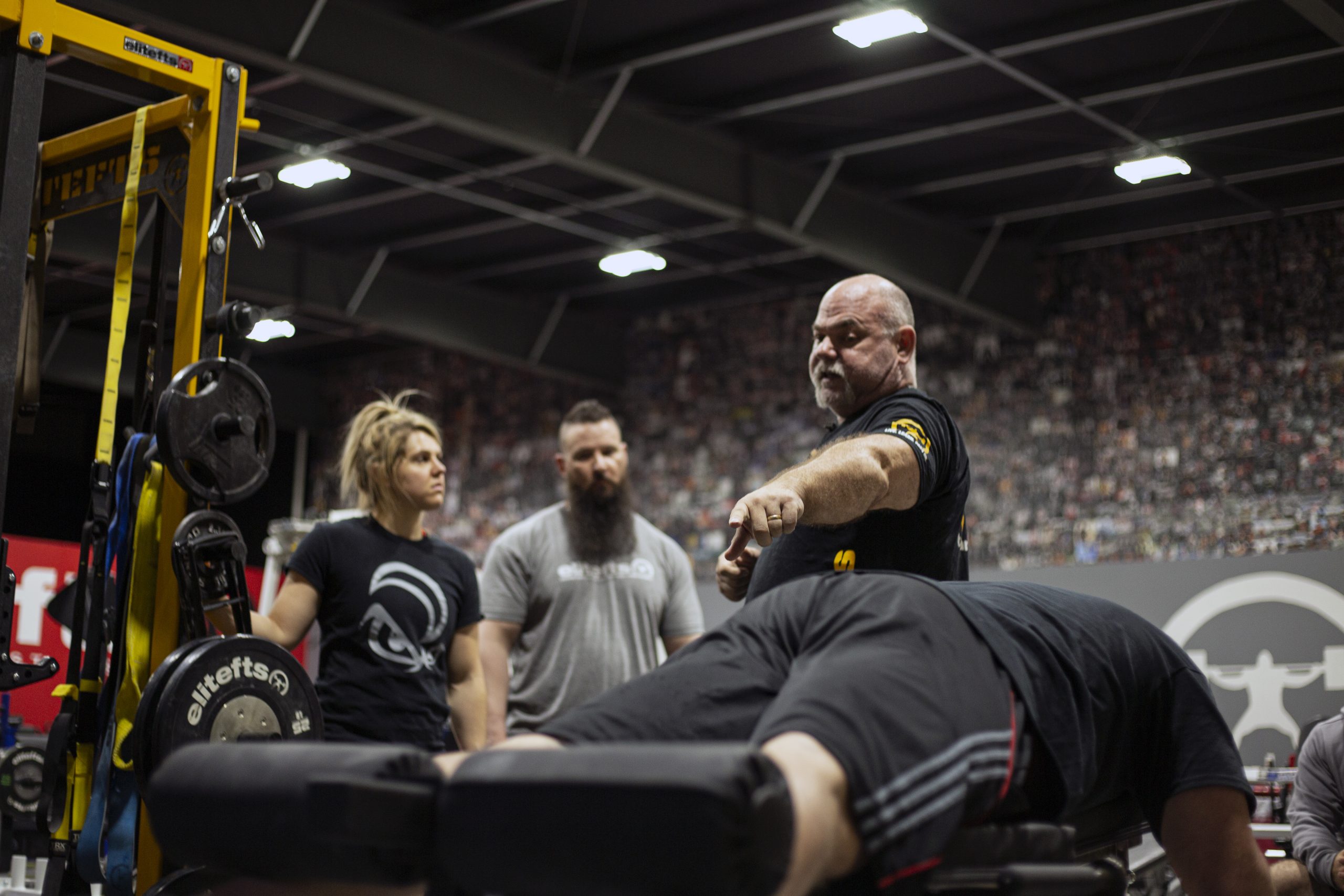 PRONE BANDED LEG CURLS