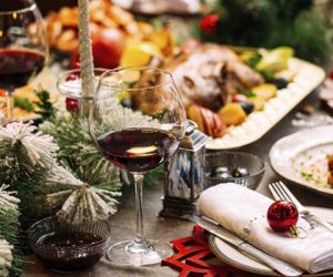 10 Tips for STAYING Lean During the Holidays